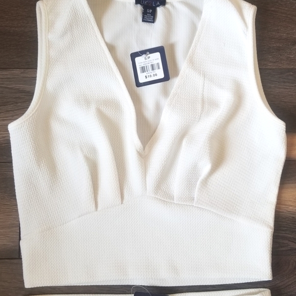 Urban Planet Sleeveless V-Neck Crop & Pencil Skirt Set - Picture 2 of 5